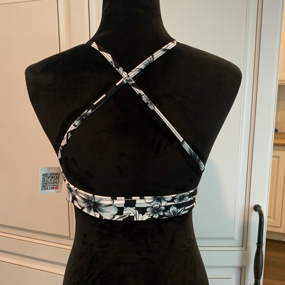 medium KTRNA Dance crop bra top Activewear - Picture 2 of 6